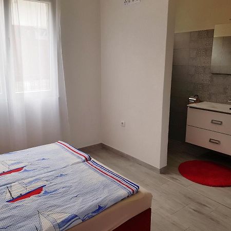 Apartament Pink Paradiso Rogoznica  Zewnętrze zdjęcie