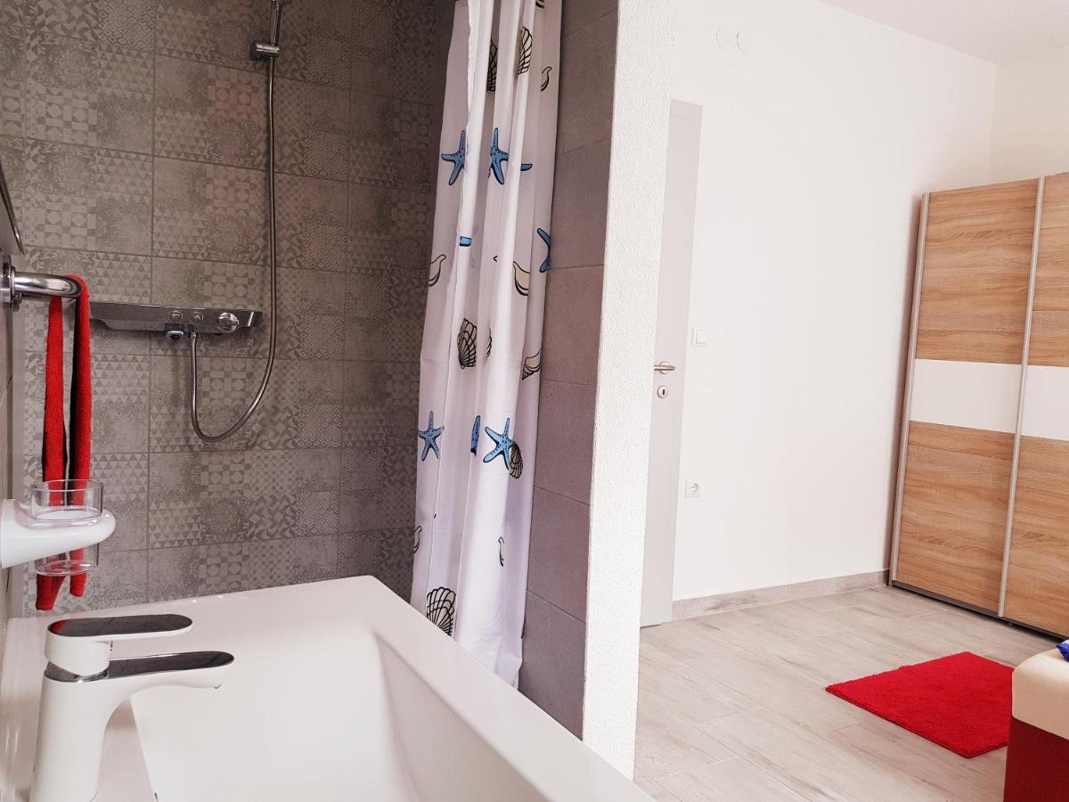 Apartament Pink Paradiso Rogoznica  Zewnętrze zdjęcie